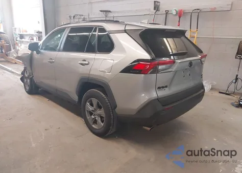 2022 Toyota Rav4 Xle z USA, uszkodzony, nr VIN 2T3P1RFV7NC258233
